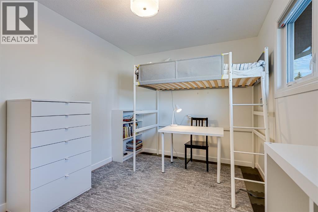 10623 Waneta Crescent Se, Calgary, Alberta  T2J 1J5 - Photo 18 - A2280449