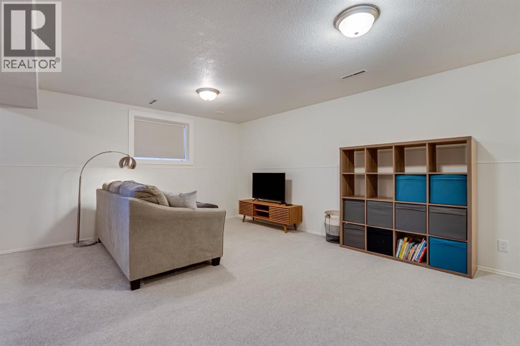 10623 Waneta Crescent Se, Calgary, Alberta  T2J 1J5 - Photo 24 - A2280449