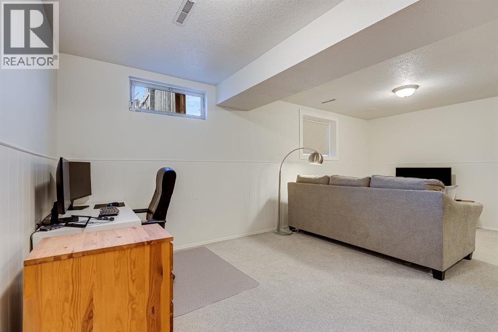 10623 Waneta Crescent Se, Calgary, Alberta  T2J 1J5 - Photo 26 - A2280449