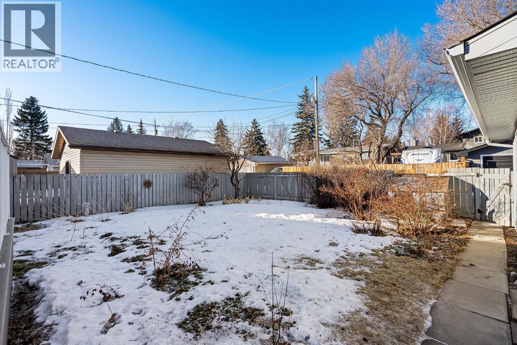 10623 Waneta Crescent Se, Calgary, Alberta  T2J 1J5 - Photo 37 - A2280449