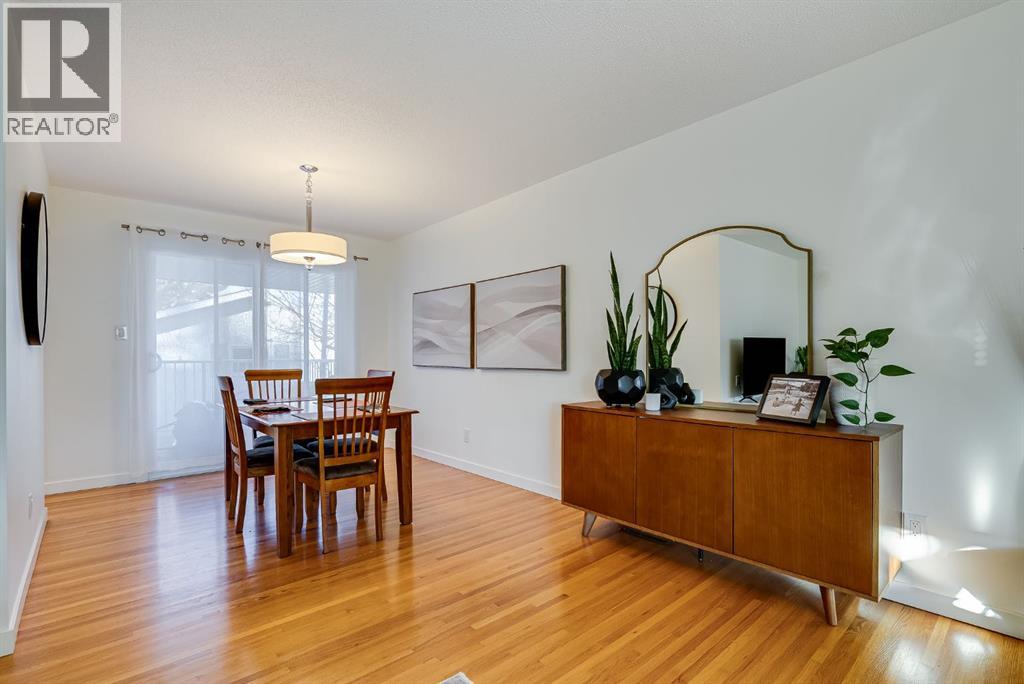 10623 Waneta Crescent Se, Calgary, Alberta  T2J 1J5 - Photo 5 - A2280449