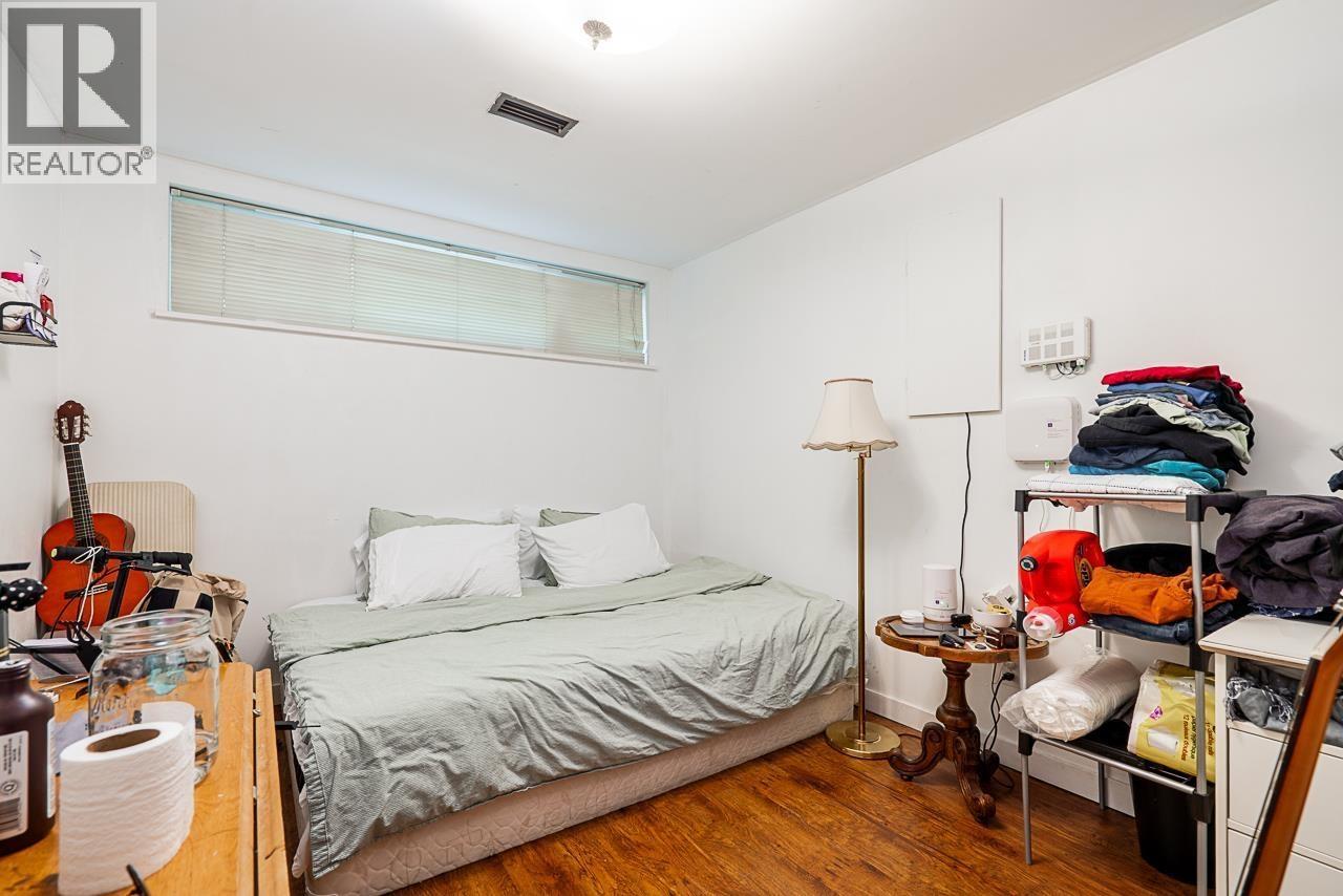 730 Cumberland Street, New Westminster, British Columbia  V3L 4J4 - Photo 9 - R3074877