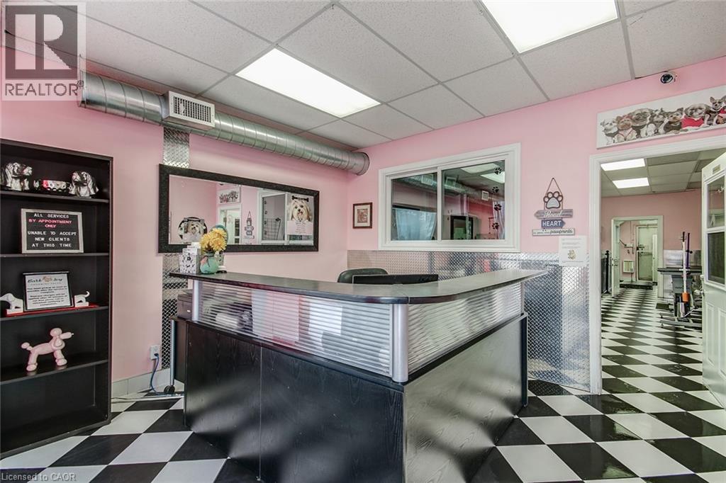 1858 Lakeshore Road W, Mississauga, Ontario L5J 1J7 - Photo 3 - 40798170