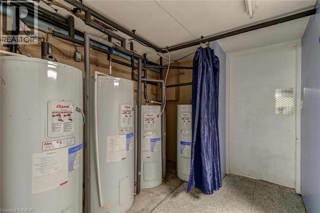 1858 Lakeshore Road W, Mississauga, Ontario L5J 1J7 - Photo 39 - 40798170