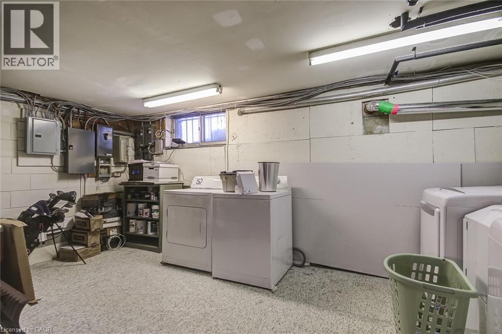 1858 Lakeshore Road W, Mississauga, Ontario L5J 1J7 - Photo 37 - 40798170