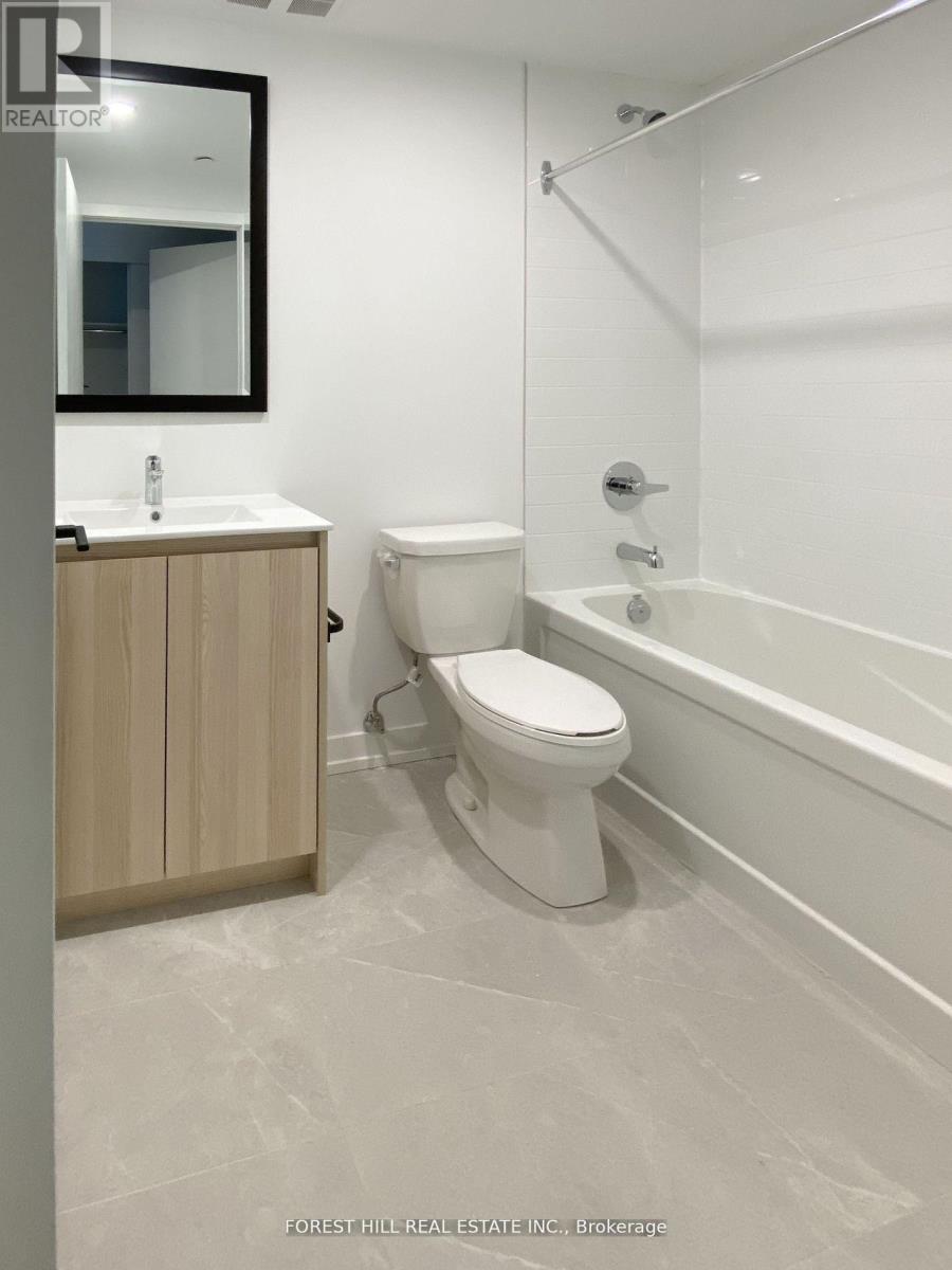 410 - 2000 Bathurst Street, Toronto, Ontario  M5P 0A7 - Photo 8 - C12717228