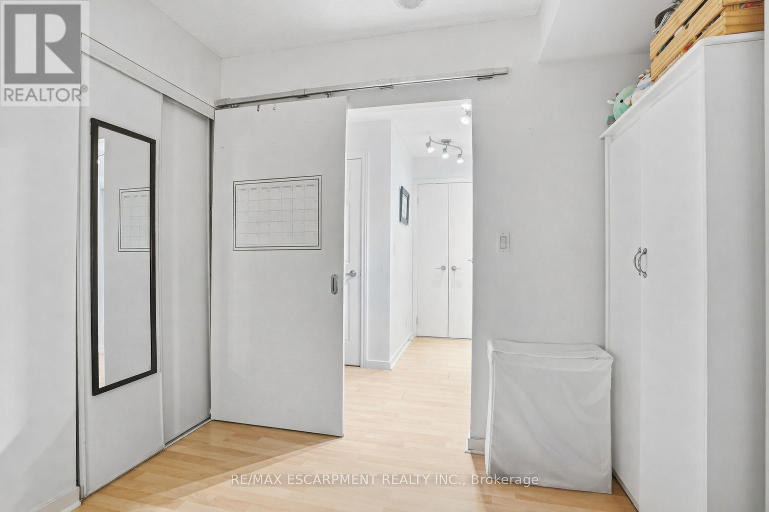 208 - 76 Shuter Street, Toronto (Church-Yonge Corridor), Ontario  M5B 1B4 - Photo 7 - C12717302