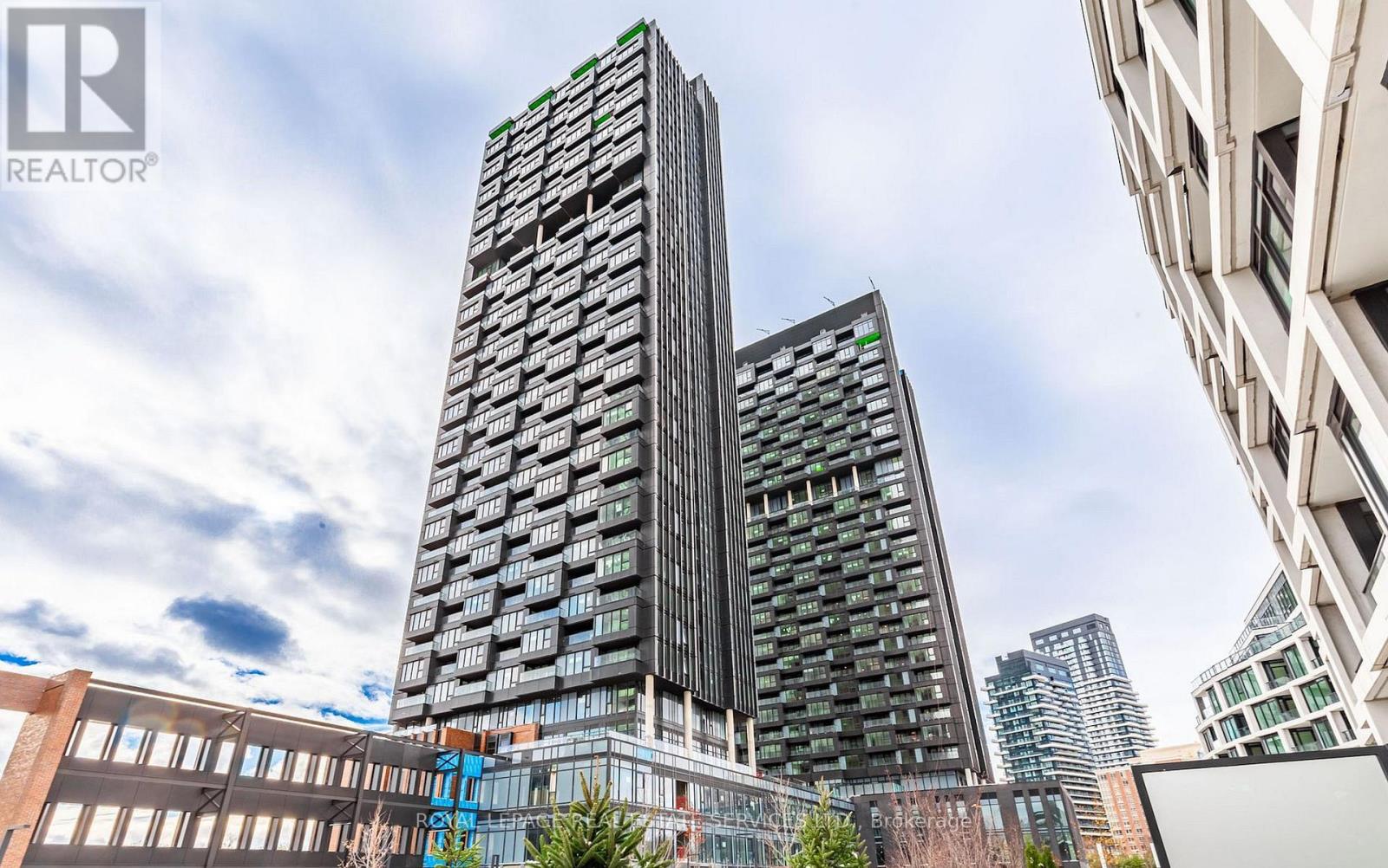 1612 - 1 QUARRINGTON LANE, Toronto, Ontario