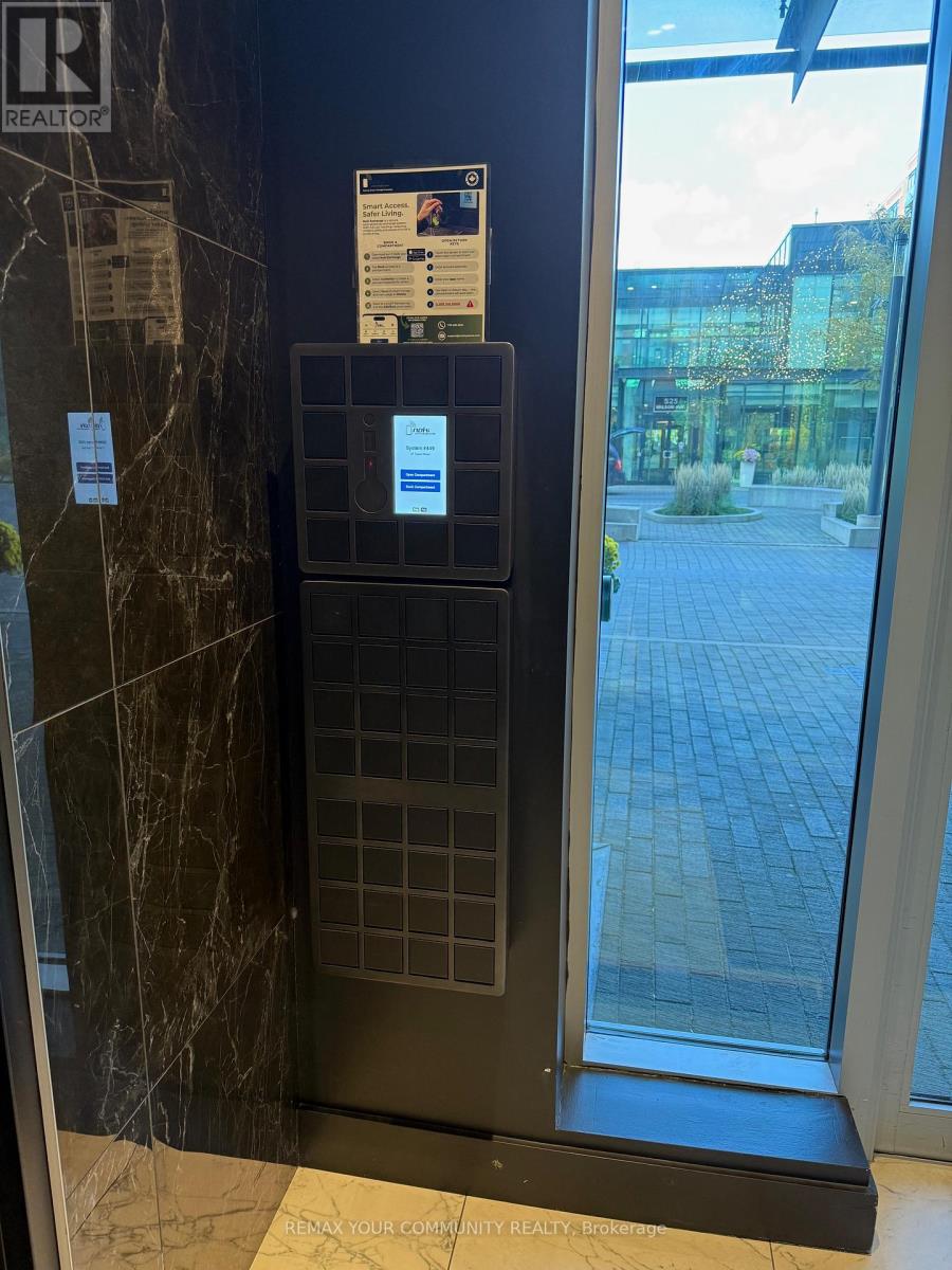 1608 - 31 Tippett Road, Toronto, Ontario  M3H 0C8 - Photo 31 - C12717370