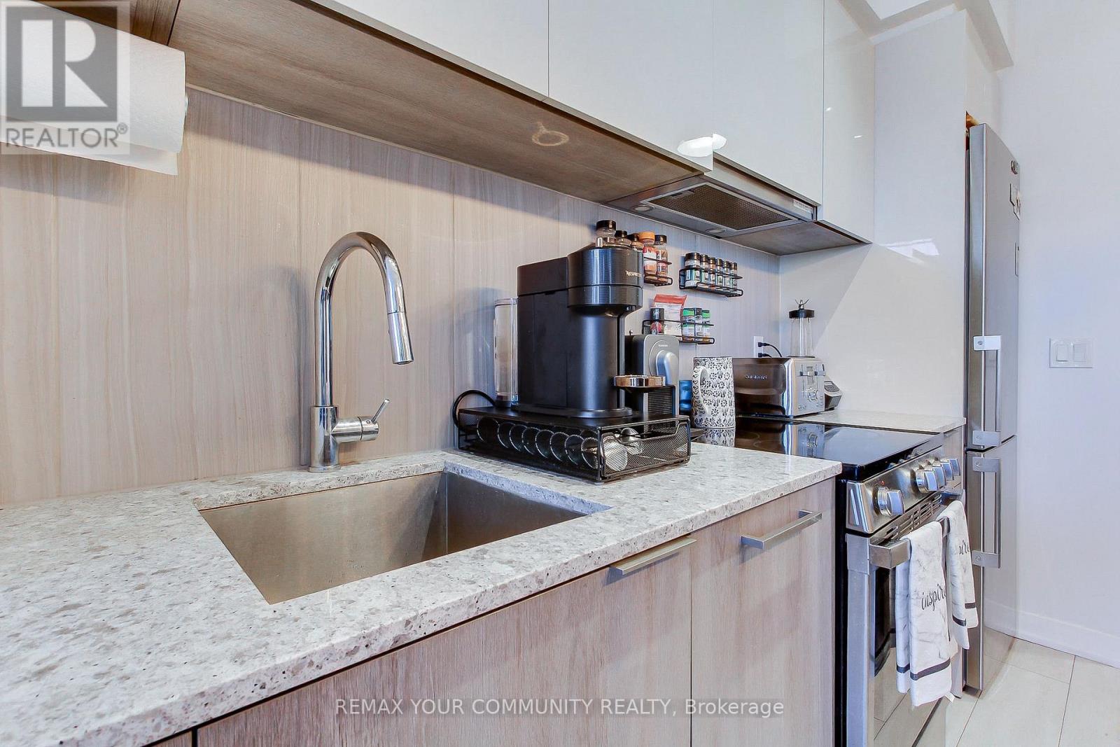 1608 - 31 Tippett Road, Toronto, Ontario  M3H 0C8 - Photo 8 - C12717370