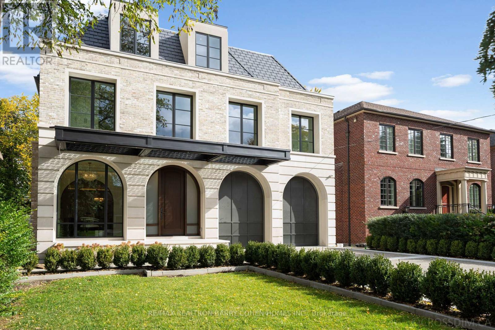 117 Yonge Boulevard, Toronto (Bedford Park-Nortown), Ontario  M5M 3H2 - Photo 3 - C12717372