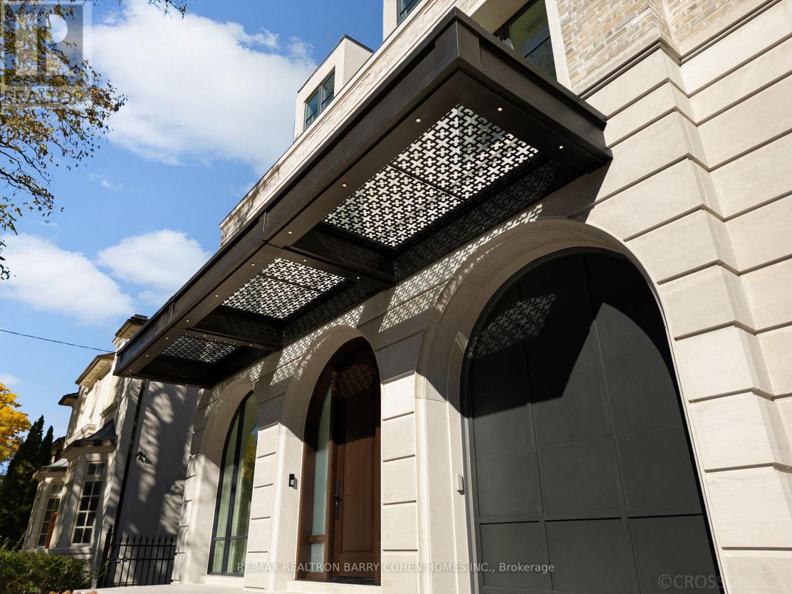 117 Yonge Boulevard, Toronto (Bedford Park-Nortown), Ontario  M5M 3H2 - Photo 4 - C12717372