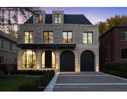 117 YONGE BOULEVARD, Toronto, Ontario