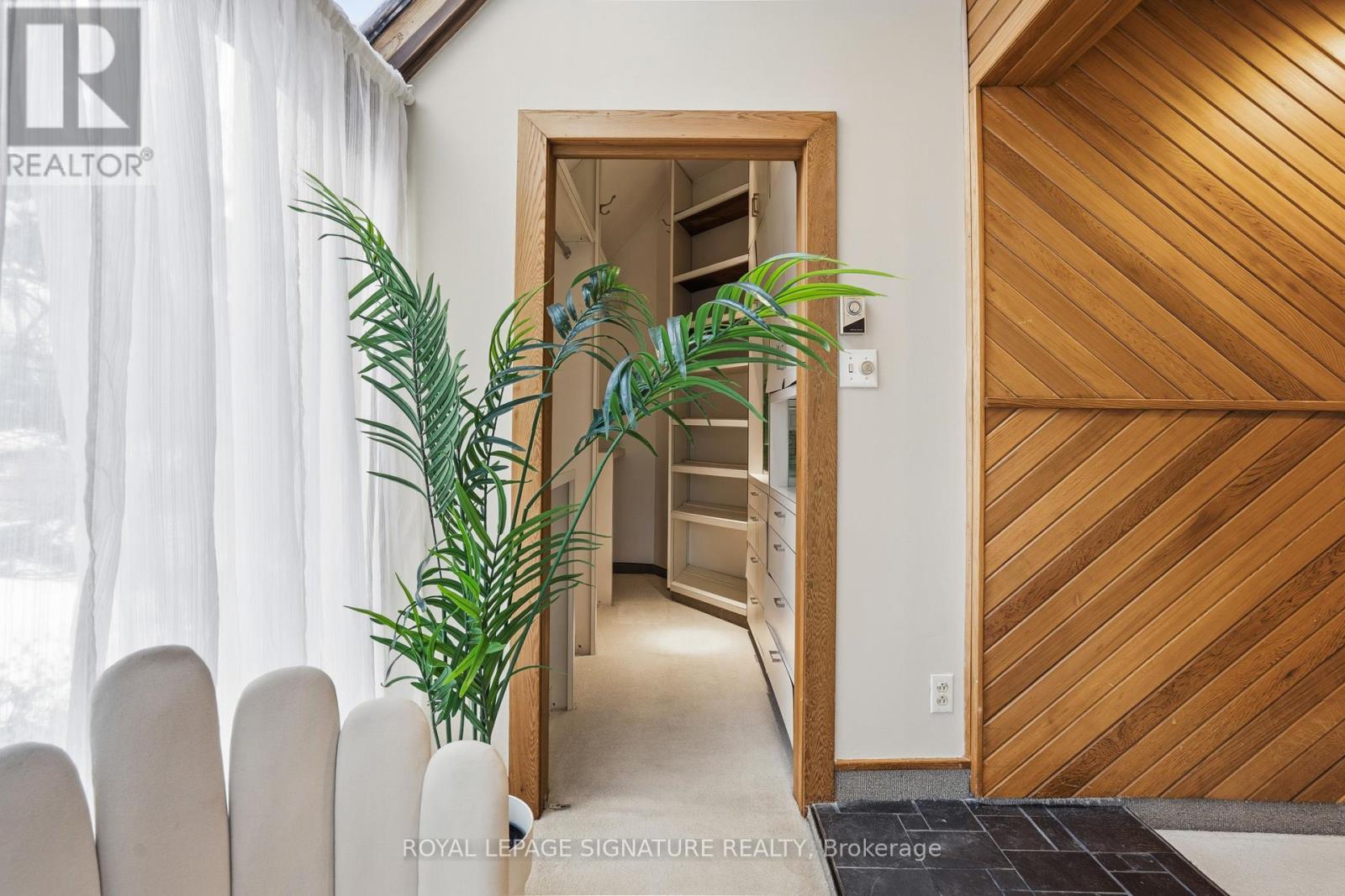 61 Valentine Drive, Toronto, Ontario  M3A 3J7 - Photo 19 - C12717380