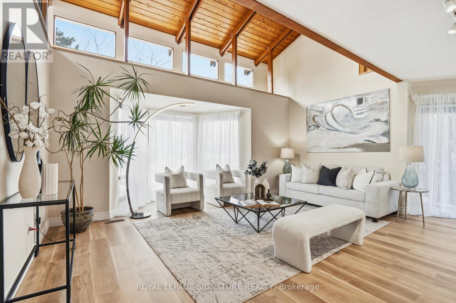 61 Valentine Drive, Toronto, Ontario  M3A 3J7 - Photo 4 - C12717380