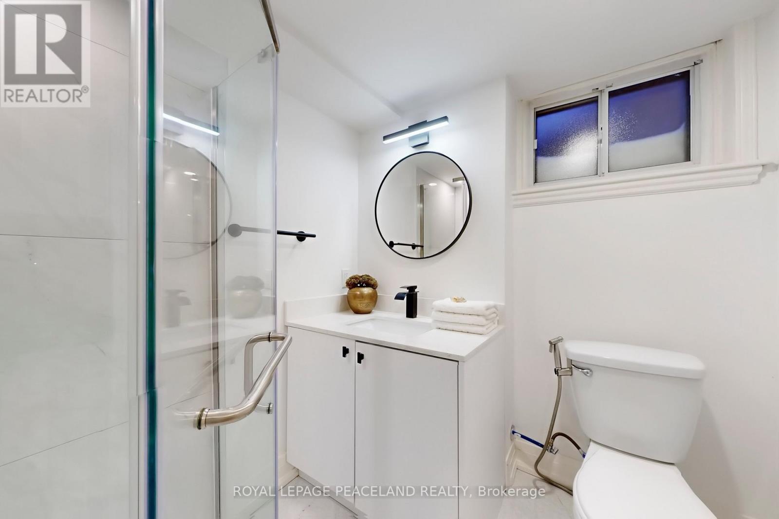 29 Rosita Crescent, Toronto (Clairlea-Birchmount), Ontario  M1L 1X7 - Photo 31 - E12717222