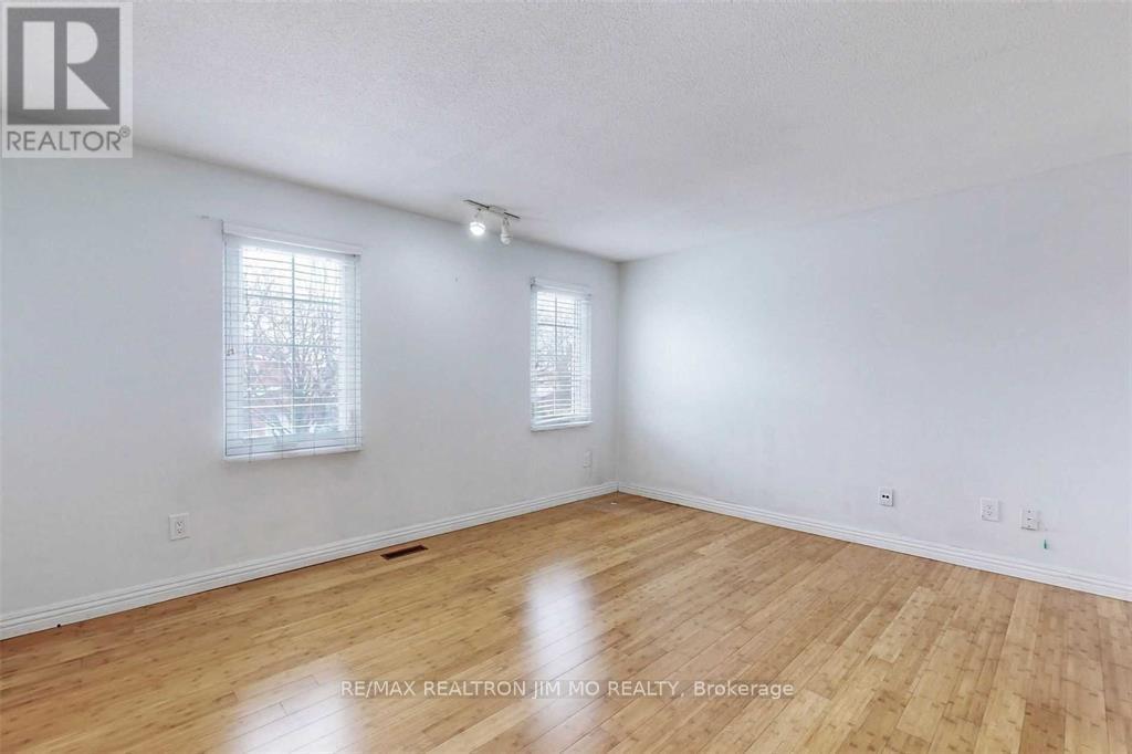 34 Ponymill Drive, Toronto (Milliken), Ontario  M1V 2Y1 - Photo 21 - E12717262