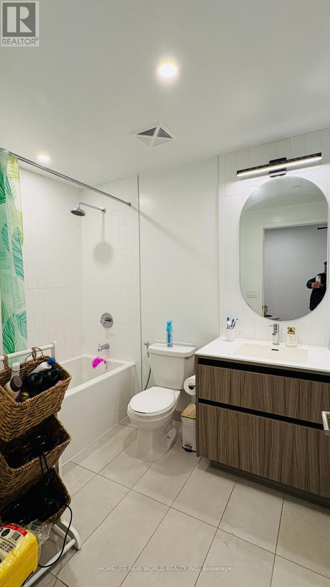 B-208 - 7950 Bathurst Street, Vaughan, Ontario  L4J 0L4 - Photo 12 - N12717236