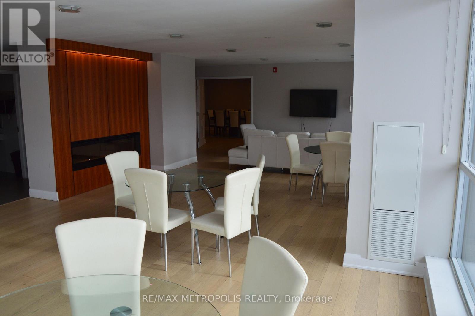 318 - 4700 Highway 7, Vaughan, Ontario  L4L 0B4 - Photo 10 - N12717250