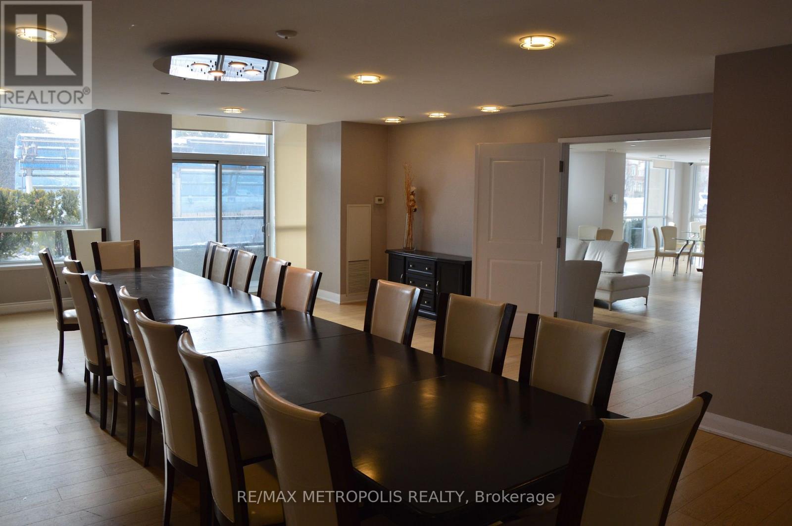 318 - 4700 Highway 7, Vaughan, Ontario  L4L 0B4 - Photo 14 - N12717250