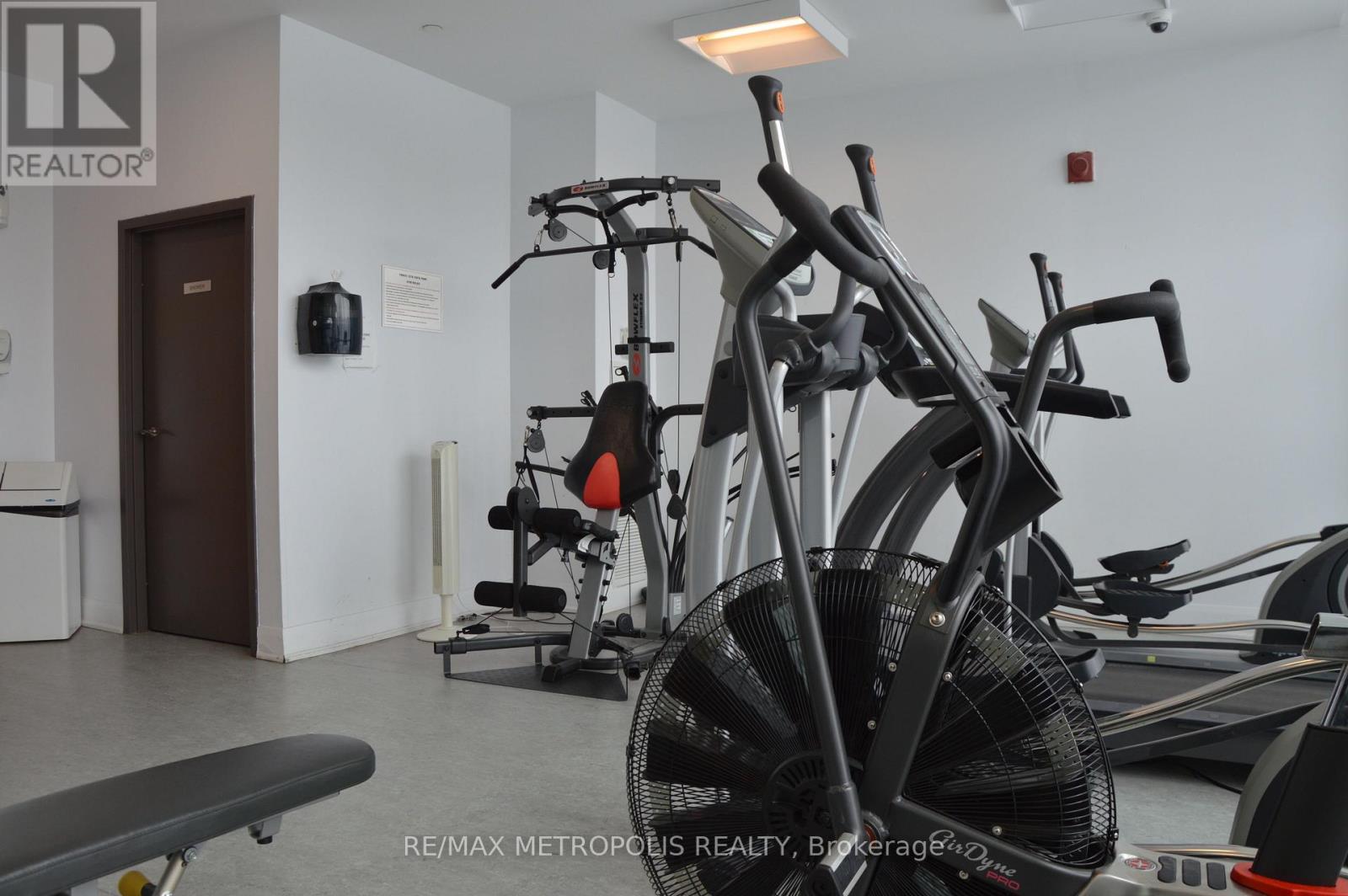 318 - 4700 Highway 7, Vaughan, Ontario  L4L 0B4 - Photo 7 - N12717250