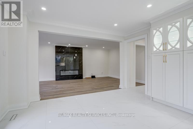 30 Queen Post Drive, Vaughan (East Woodbridge), Ontario  L4L 3G4 - Photo 15 - N12717264