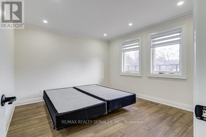 30 Queen Post Drive, Vaughan (East Woodbridge), Ontario  L4L 3G4 - Photo 31 - N12717264