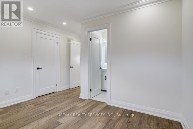 30 Queen Post Drive, Vaughan (East Woodbridge), Ontario  L4L 3G4 - Photo 35 - N12717264