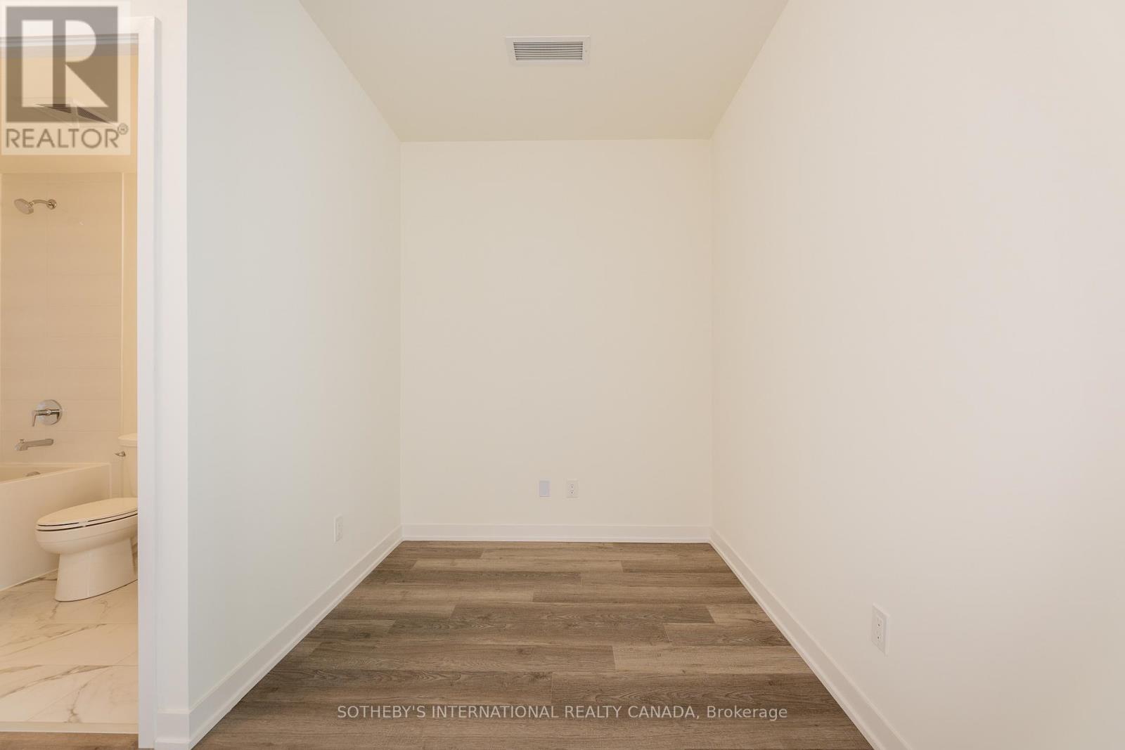 817 - 6 David Eyer Road, Richmond Hill, Ontario  L4S 0N6 - Photo 13 - N12717276