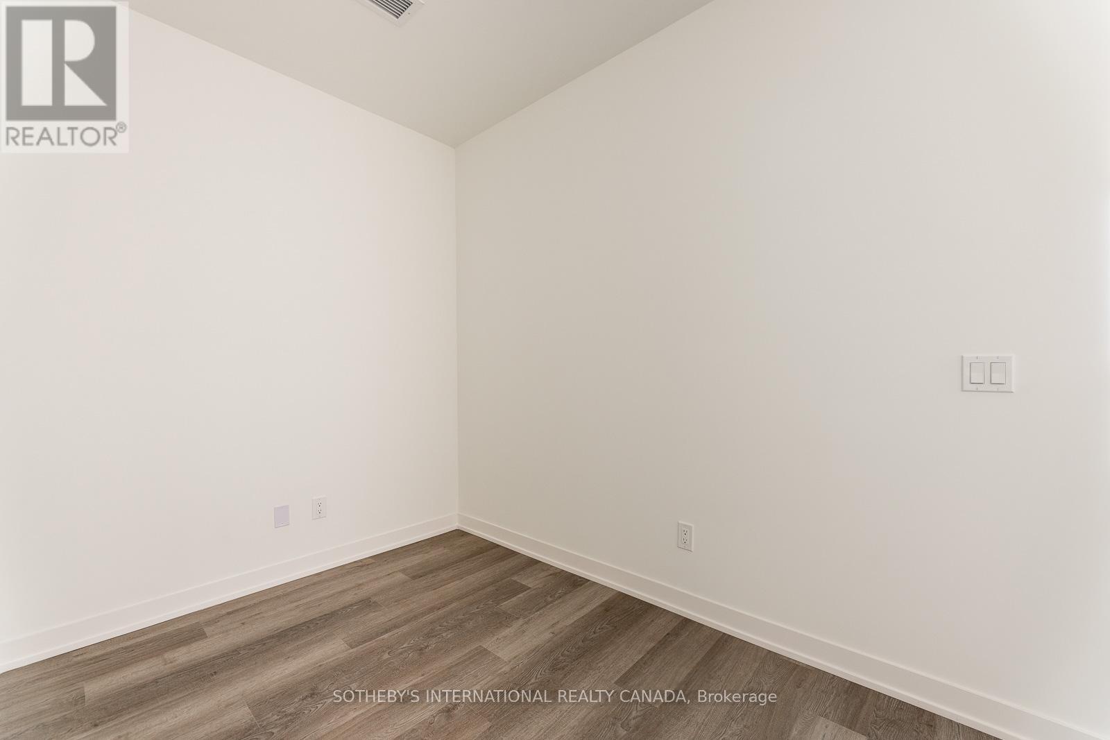 817 - 6 David Eyer Road, Richmond Hill, Ontario  L4S 0N6 - Photo 15 - N12717276