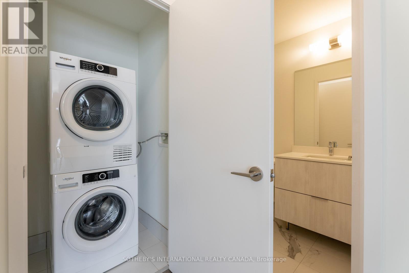 817 - 6 David Eyer Road, Richmond Hill, Ontario  L4S 0N6 - Photo 16 - N12717276