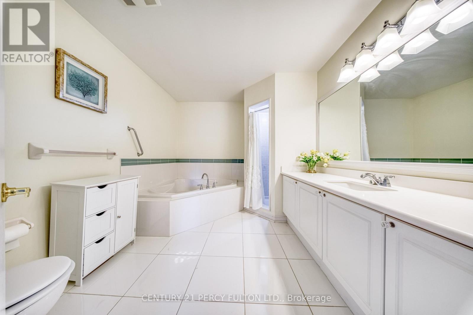 117 Maroon Drive, Richmond Hill (Oak Ridges Lake Wilcox), Ontario  L4E 5B7 - Photo 28 - N12717288