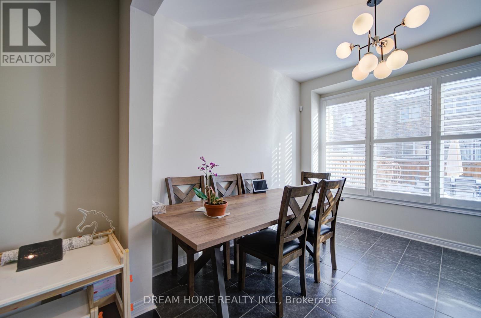 11 Homer Crescent, Aurora, Ontario  L4G 1B7 - Photo 13 - N12717294