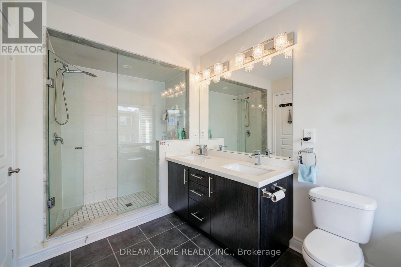 11 Homer Crescent, Aurora, Ontario  L4G 1B7 - Photo 30 - N12717294