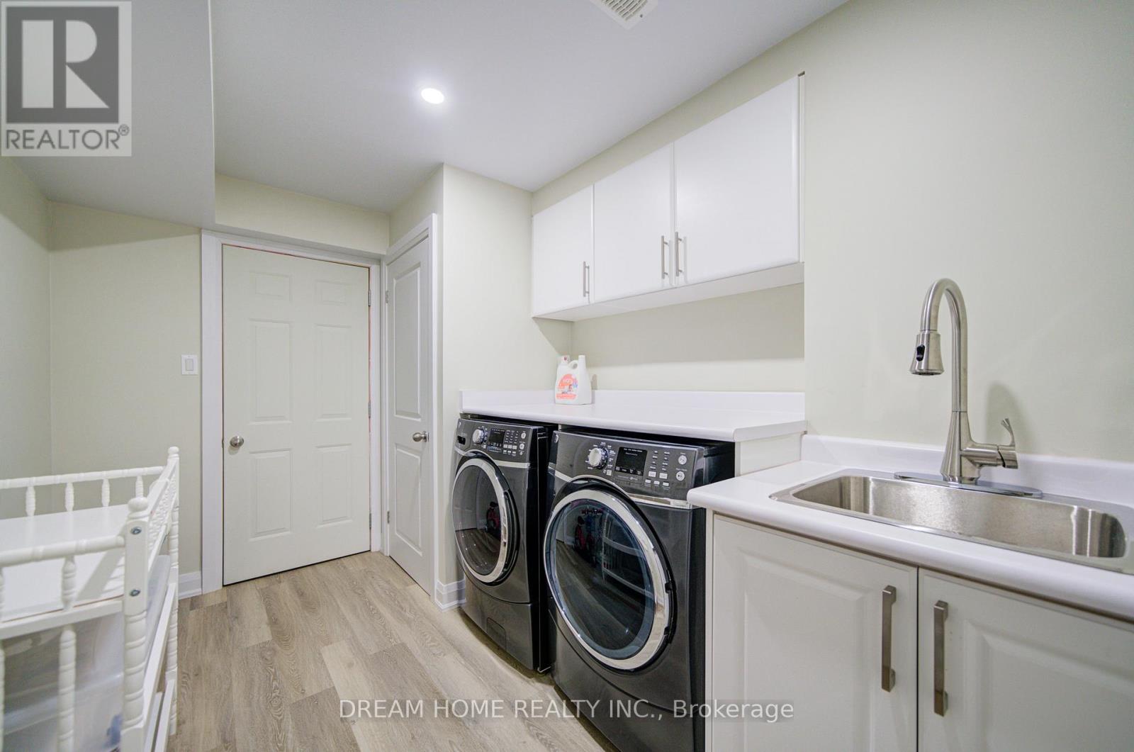 11 Homer Crescent, Aurora, Ontario  L4G 1B7 - Photo 34 - N12717294