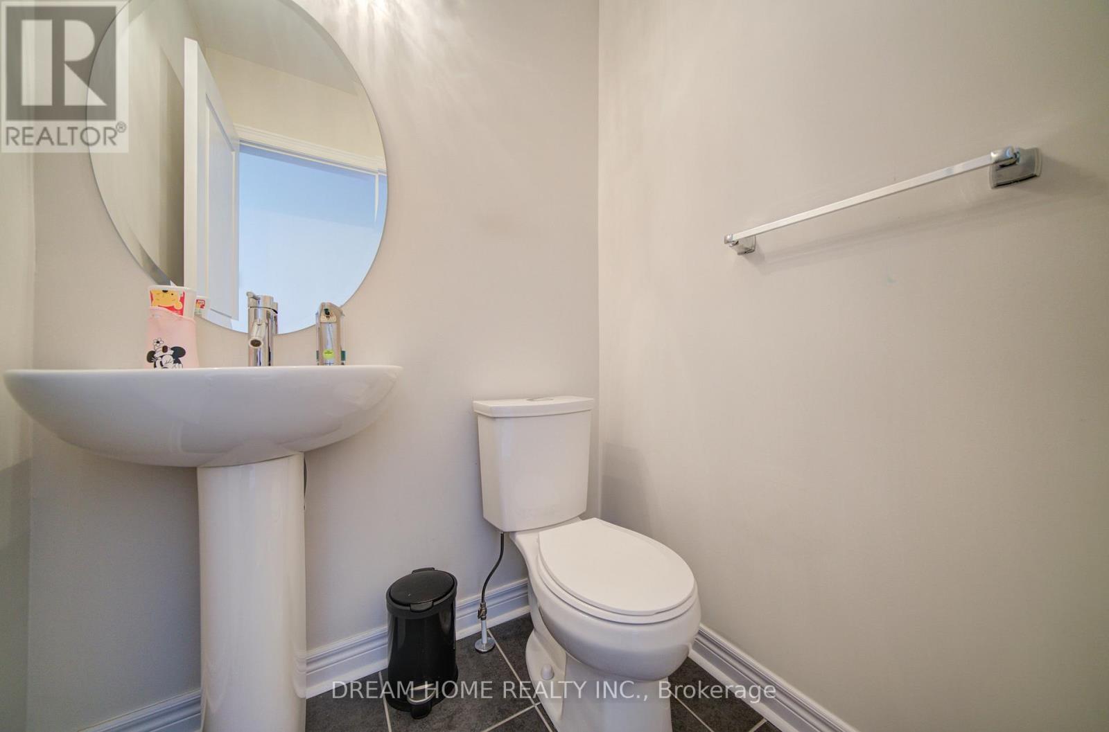 11 Homer Crescent, Aurora, Ontario  L4G 1B7 - Photo 5 - N12717294