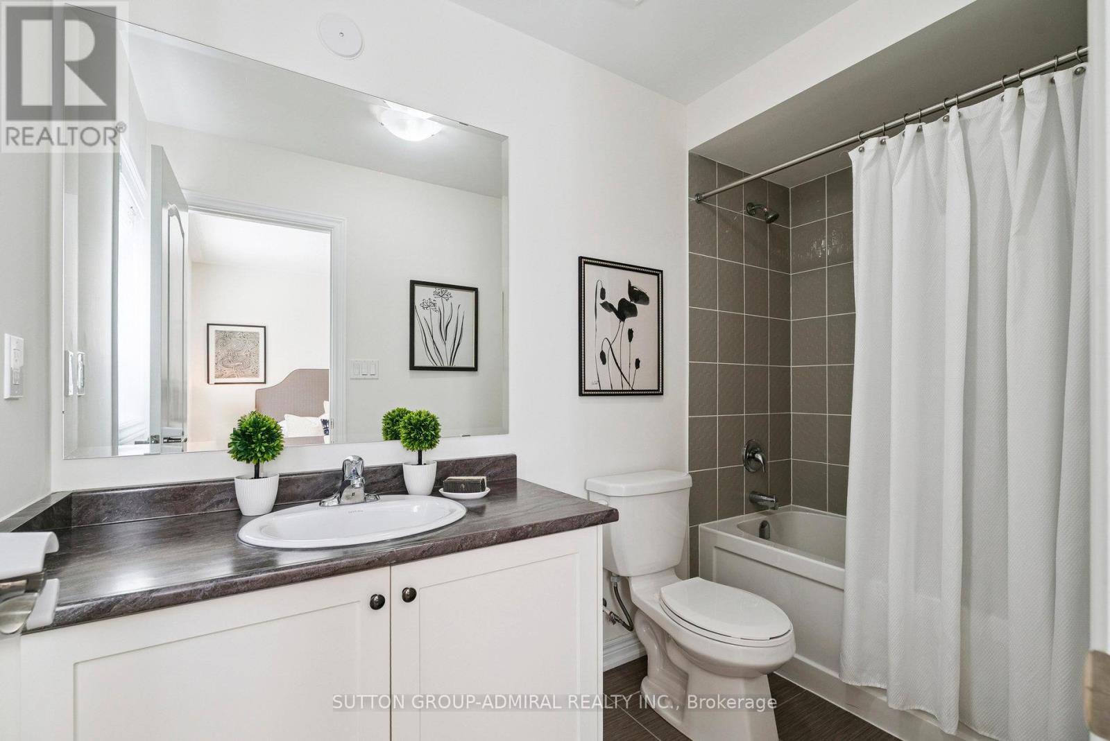 15 John Smith Street, East Gwillimbury (Holland Landing), Ontario  L9N 0S7 - Photo 24 - N12717348