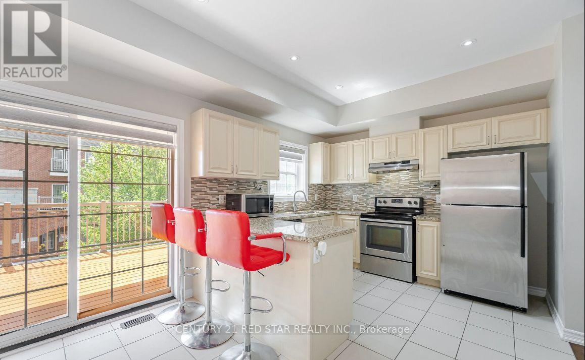 5 - 2530 Countryside Drive, Brampton, Ontario  L6R 3T4 - Photo 7 - W12702758