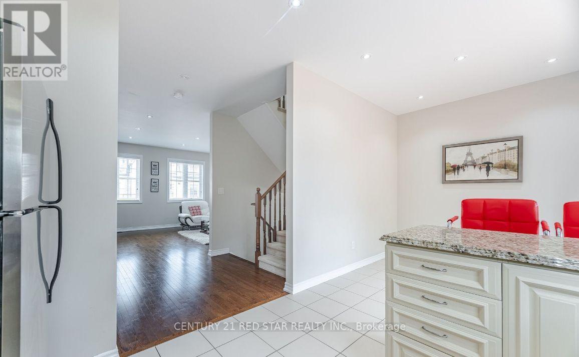 5 - 2530 Countryside Drive, Brampton, Ontario  L6R 3T4 - Photo 8 - W12702758