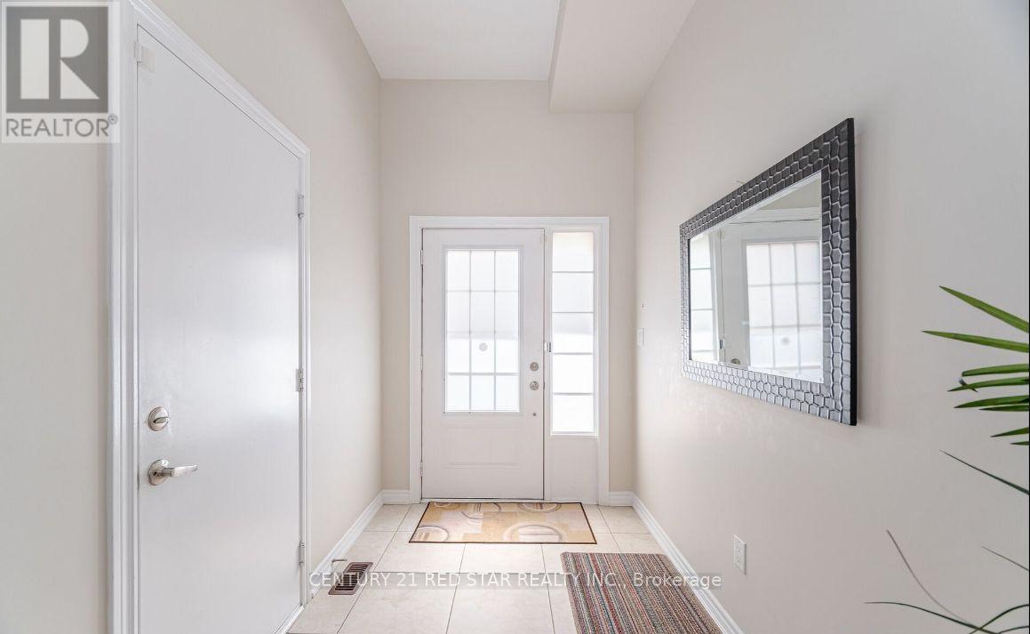 5 - 2530 Countryside Drive, Brampton, Ontario  L6R 3T4 - Photo 3 - W12702758