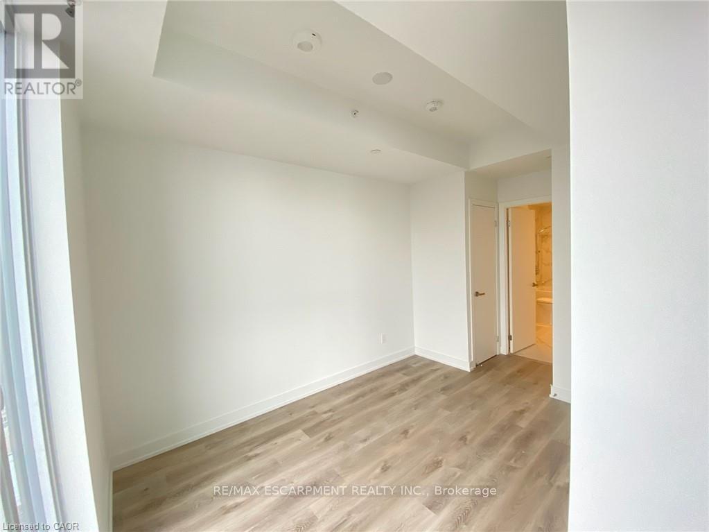 2206 - 370 Martha Street, Burlington (Brant), Ontario  L7R 2P7 - Photo 12 - W12717172