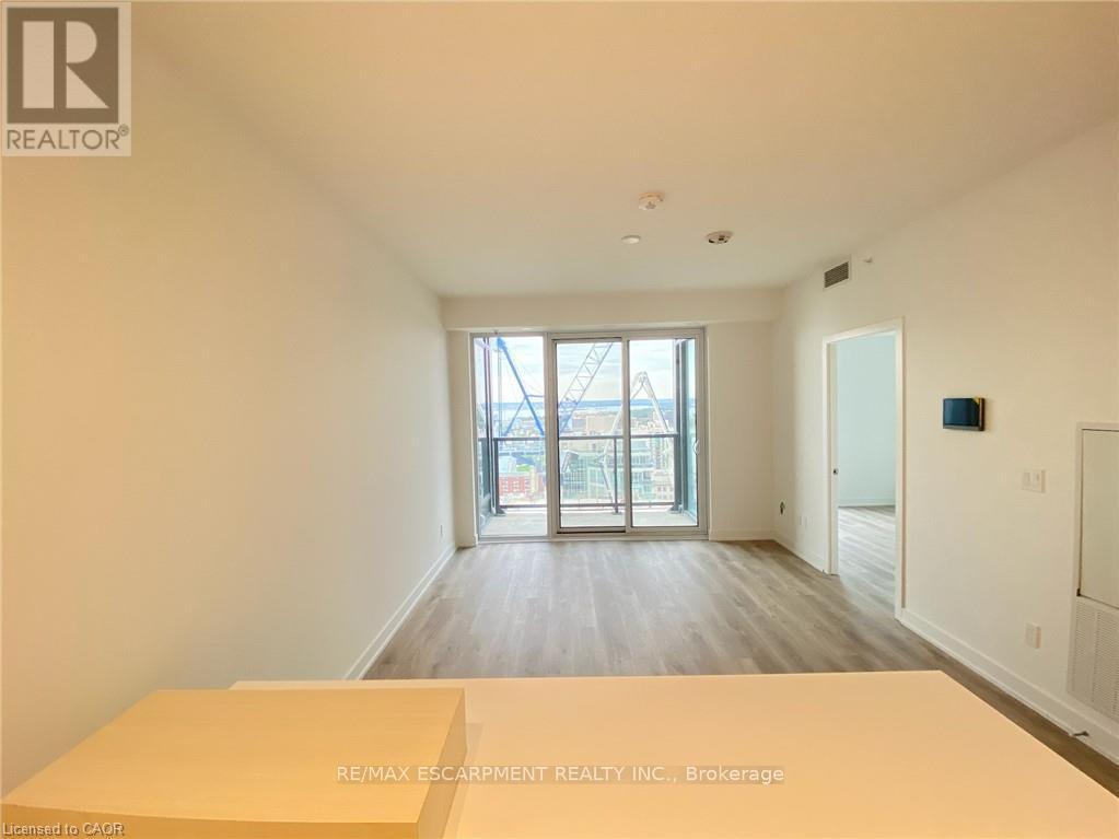 2206 - 370 Martha Street, Burlington (Brant), Ontario  L7R 2P7 - Photo 6 - W12717172