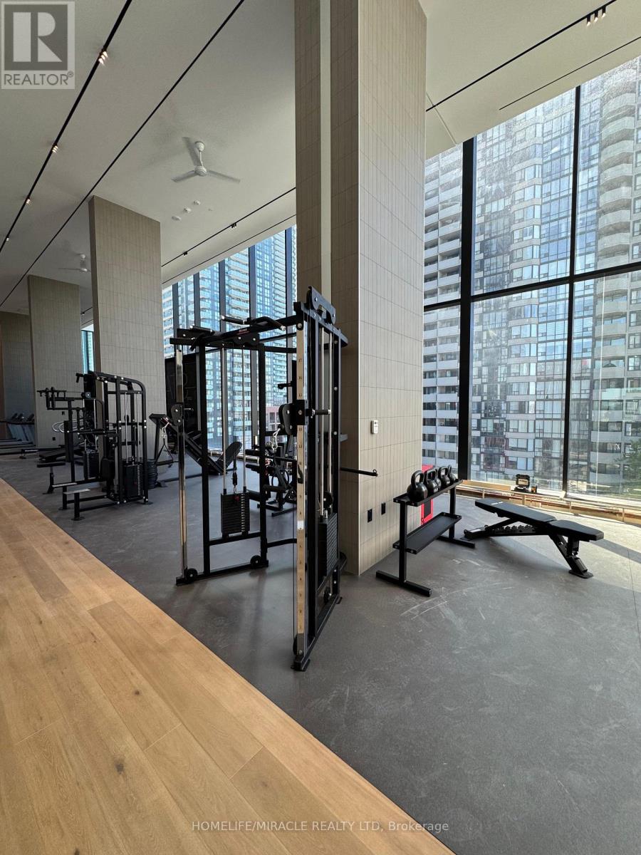 2207 - 395 Square One Drive, Mississauga, Ontario  L5B 0P6 - Photo 13 - W12717254