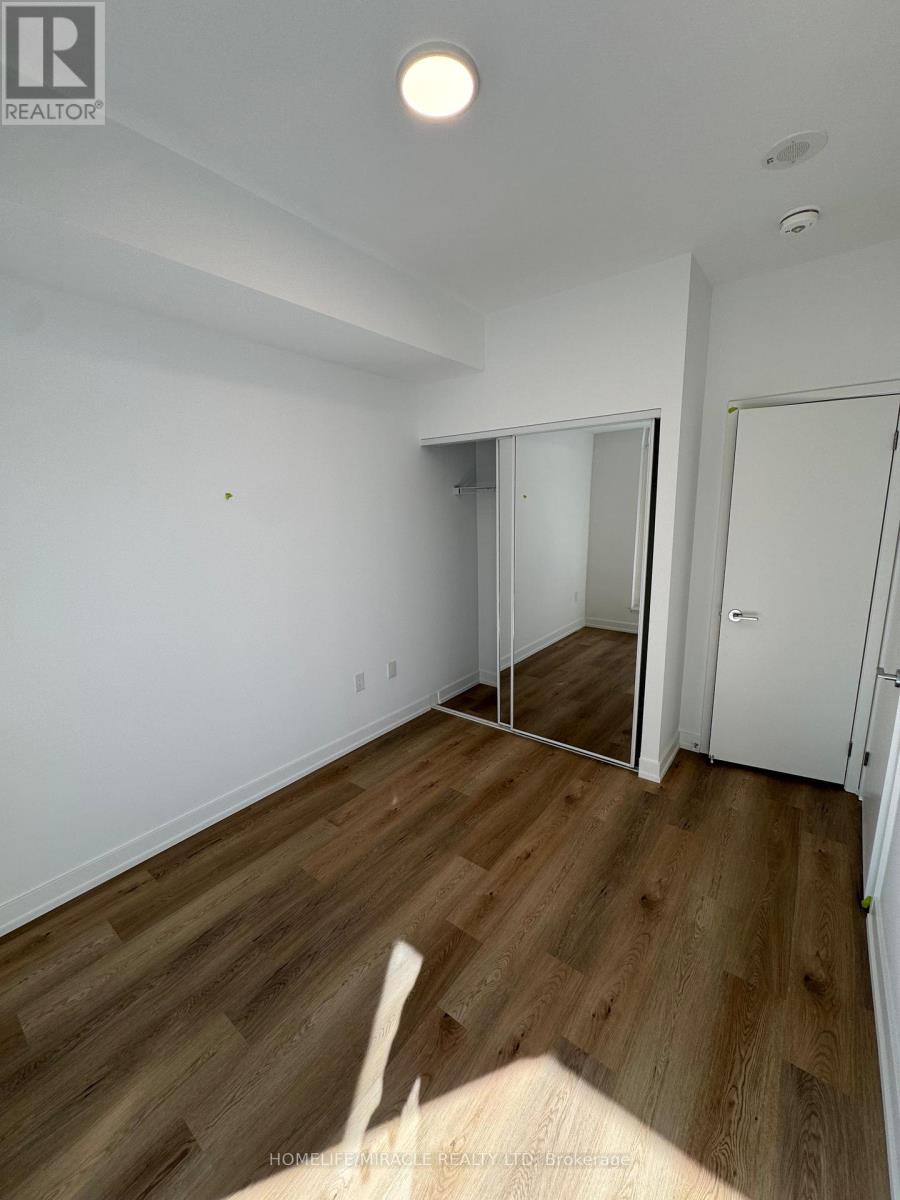 2207 - 395 Square One Drive, Mississauga, Ontario  L5B 0P6 - Photo 7 - W12717254