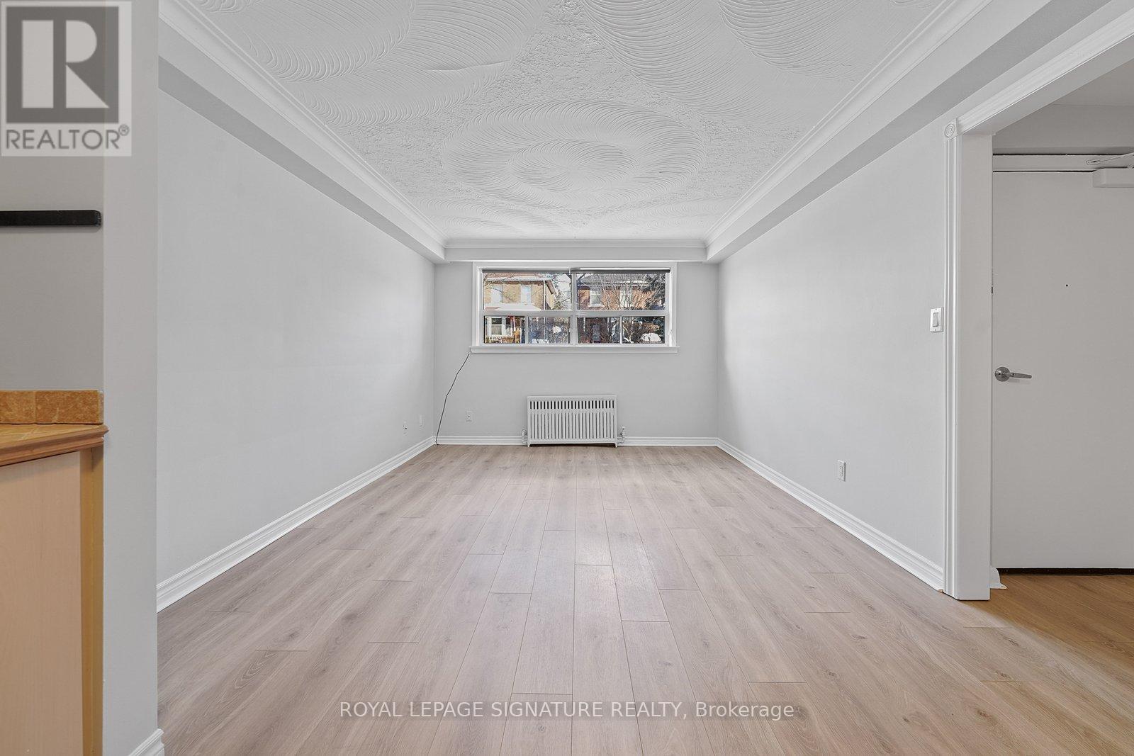 1 - 44 Albert Avenue, Toronto (Mimico), Ontario  M8V 2L7 - Photo 3 - W12717260