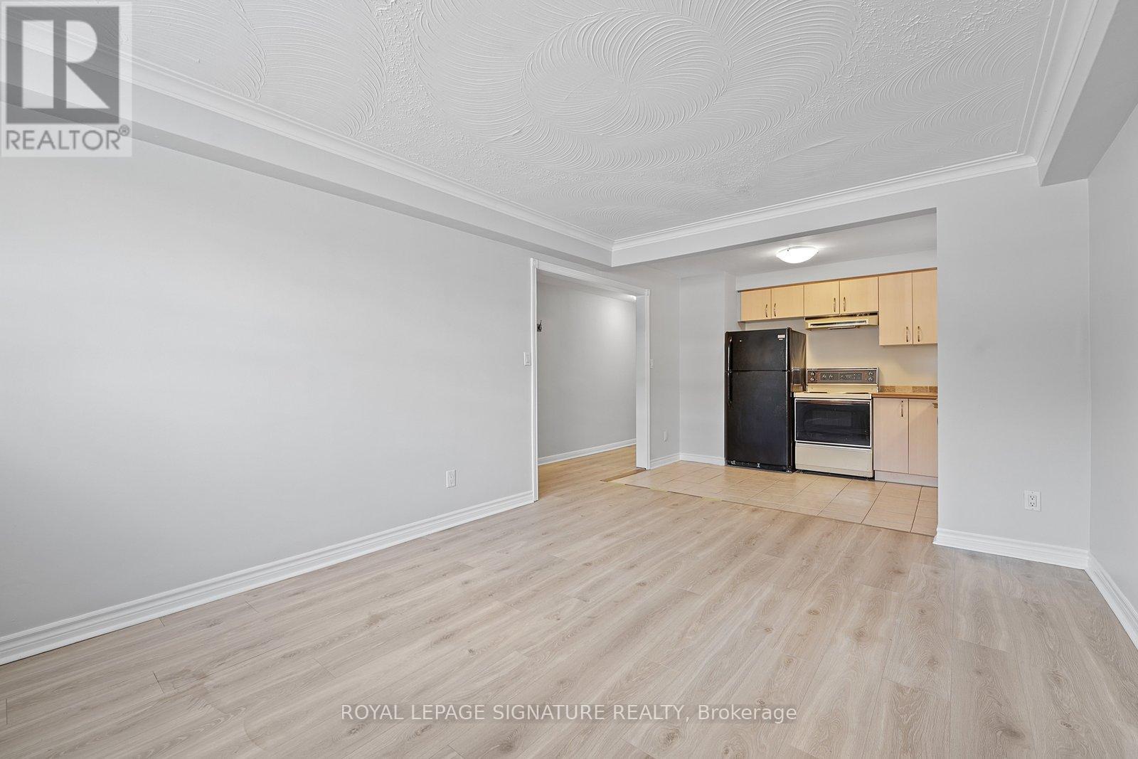 1 - 44 Albert Avenue, Toronto (Mimico), Ontario  M8V 2L7 - Photo 5 - W12717260