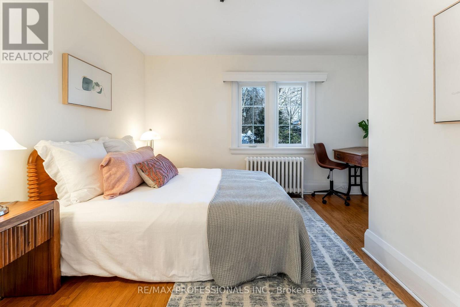 3 Lynngrove Avenue, Toronto (Kingsway South), Ontario  M8X 1M3 - Photo 21 - W12717292