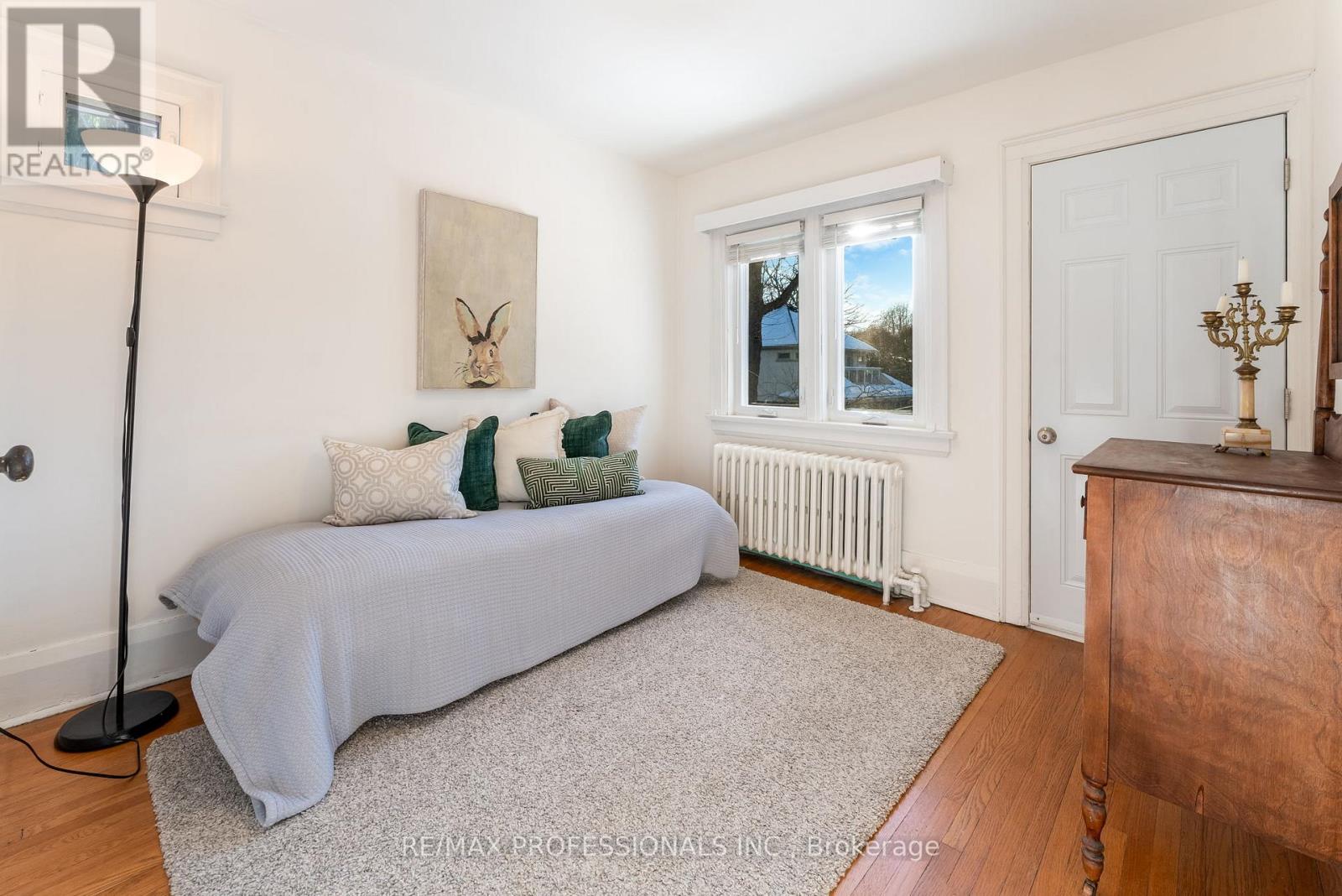 3 Lynngrove Avenue, Toronto (Kingsway South), Ontario  M8X 1M3 - Photo 23 - W12717292