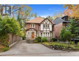 3 LYNNGROVE AVENUE, Toronto, Ontario