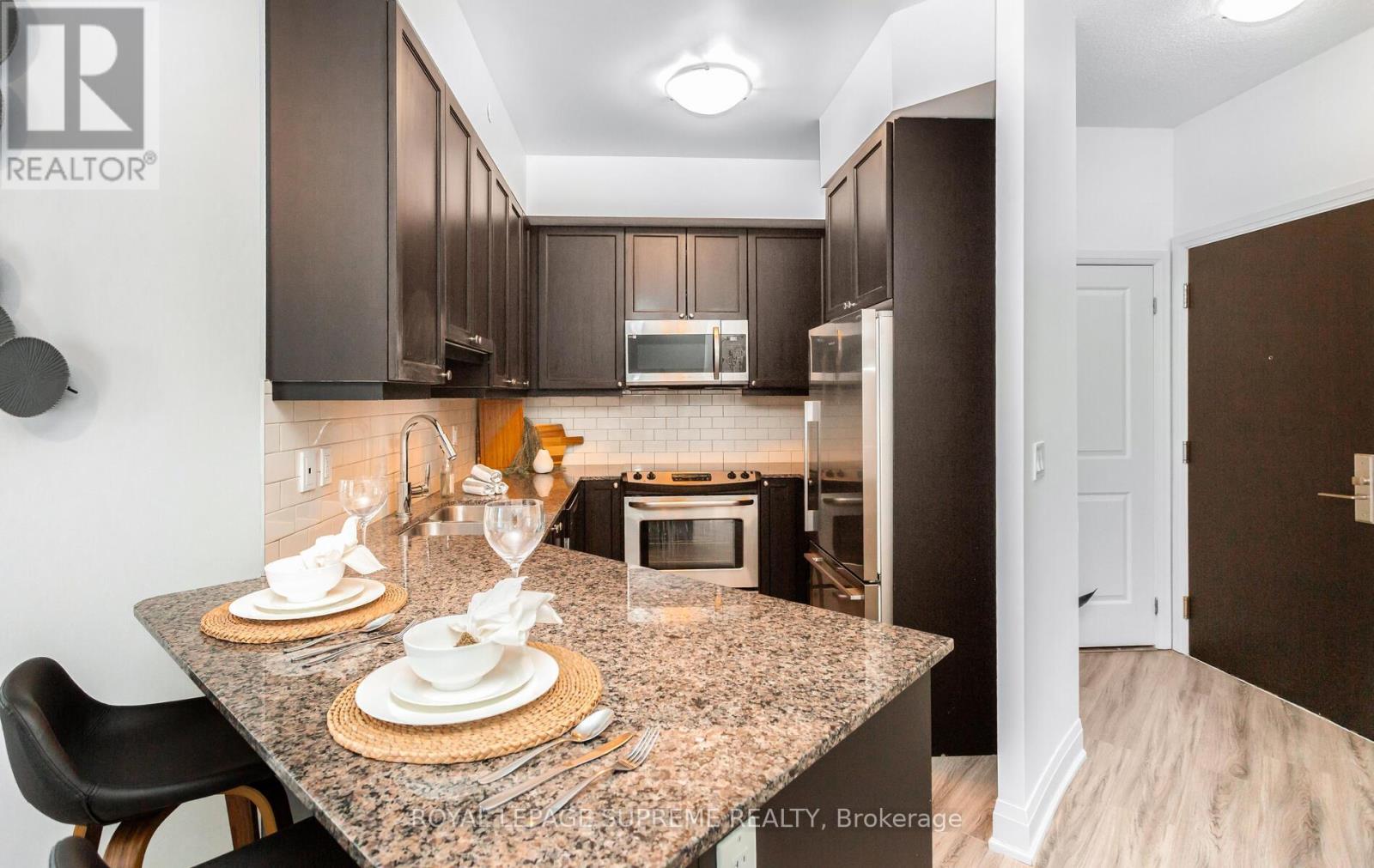 312 - 25 Fontenay Court, Toronto (Edenbridge-Humber Valley), Ontario  M9A 0C4 - Photo 14 - W12717350